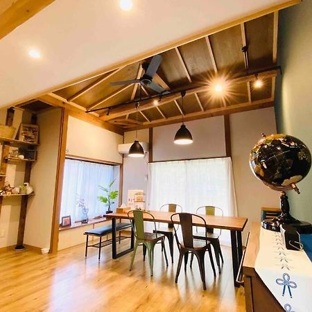 Villa 48坪！道後温泉付近駐車場有り清潔さと設備の充実さが高評価 大切な家族仲間と広々とくつろげます Matsuyama  Exterior foto