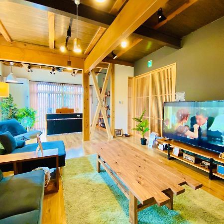 Villa 48坪！道後温泉付近駐車場有り清潔さと設備の充実さが高評価 大切な家族仲間と広々とくつろげます Matsuyama  Exterior foto