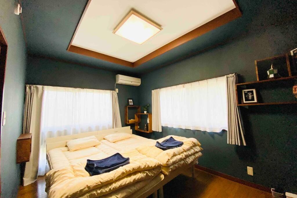 Villa 48坪！道後温泉付近駐車場有り清潔さと設備の充実さが高評価 大切な家族仲間と広々とくつろげます Matsuyama  Exterior foto